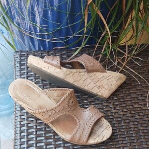 JACK ROGERS Women's Tan Wedge Sandals